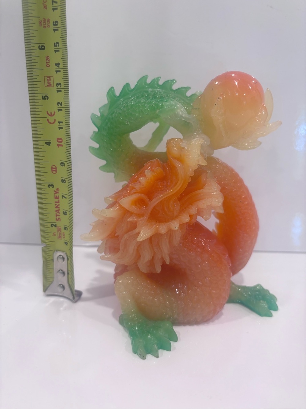 Vintage green and orange Lucite Foo Dog / Dragon Figurine – 6 Inches - Picture 8 of 8